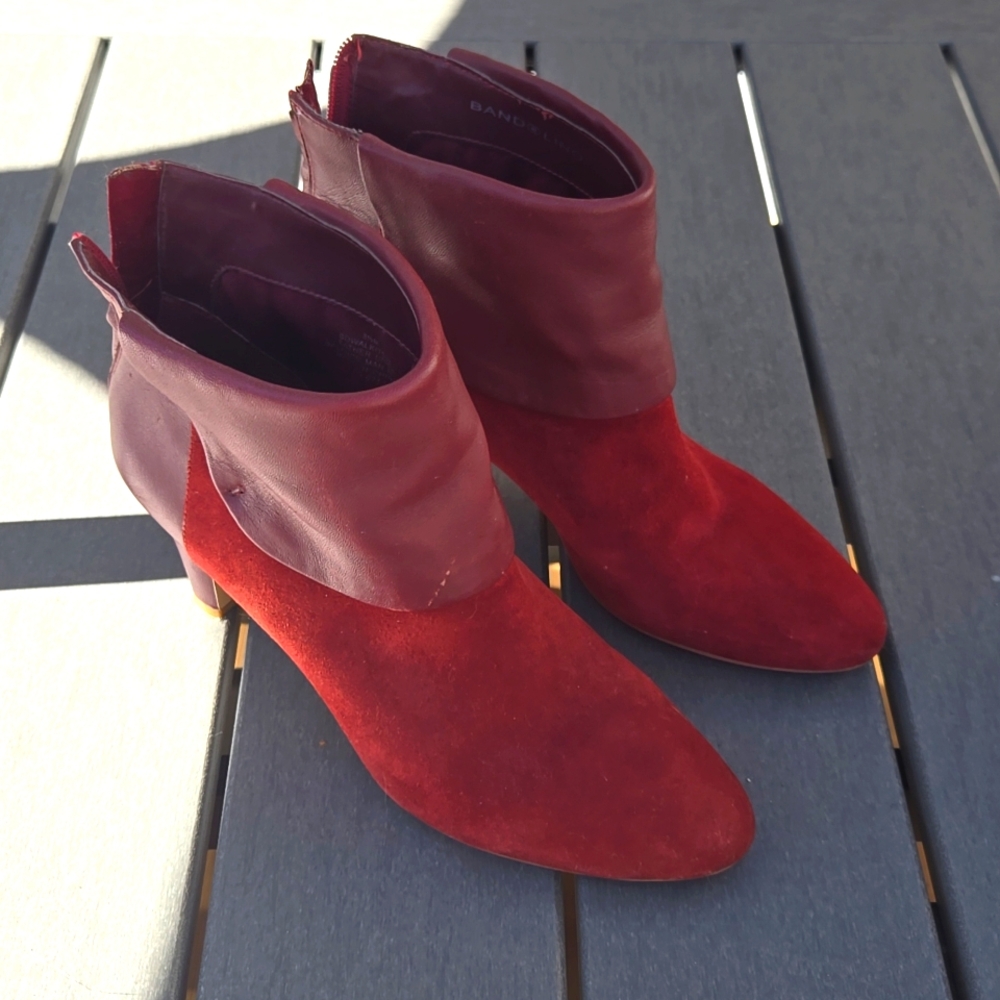 Bandolino bootie suede